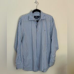 Vineyard Vines Light Blue Gingham Shirt Size L. EUC.
